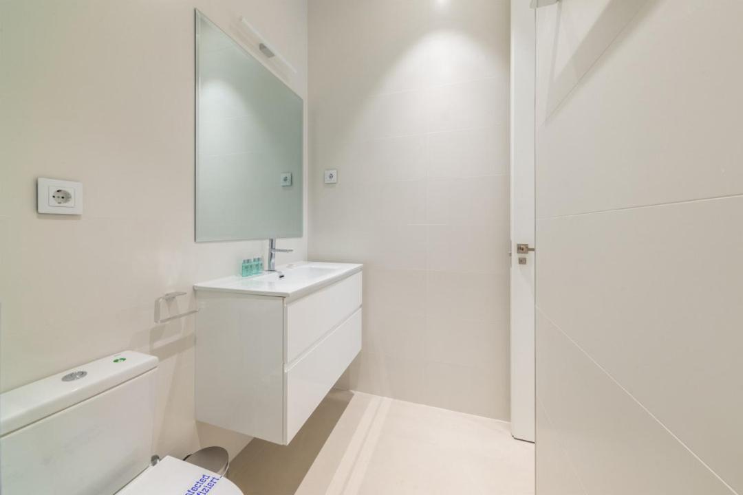 Apartamento 2 Bedrooms 2 Bathrooms Furnished - Delicias - Modern- Mintystay